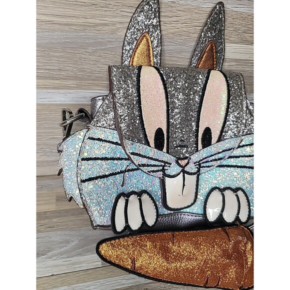 Danielle Nicole Looney Tunes Bugs Bunny Glitter Purse Crossbody READ!! - Picture 4 of 16